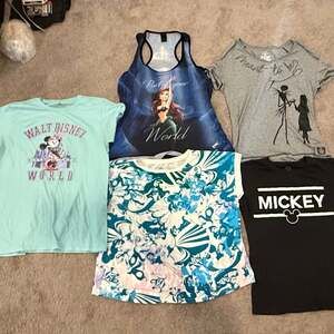 Gently Used Disney Women’s Apparel – Magical Mixed Lot